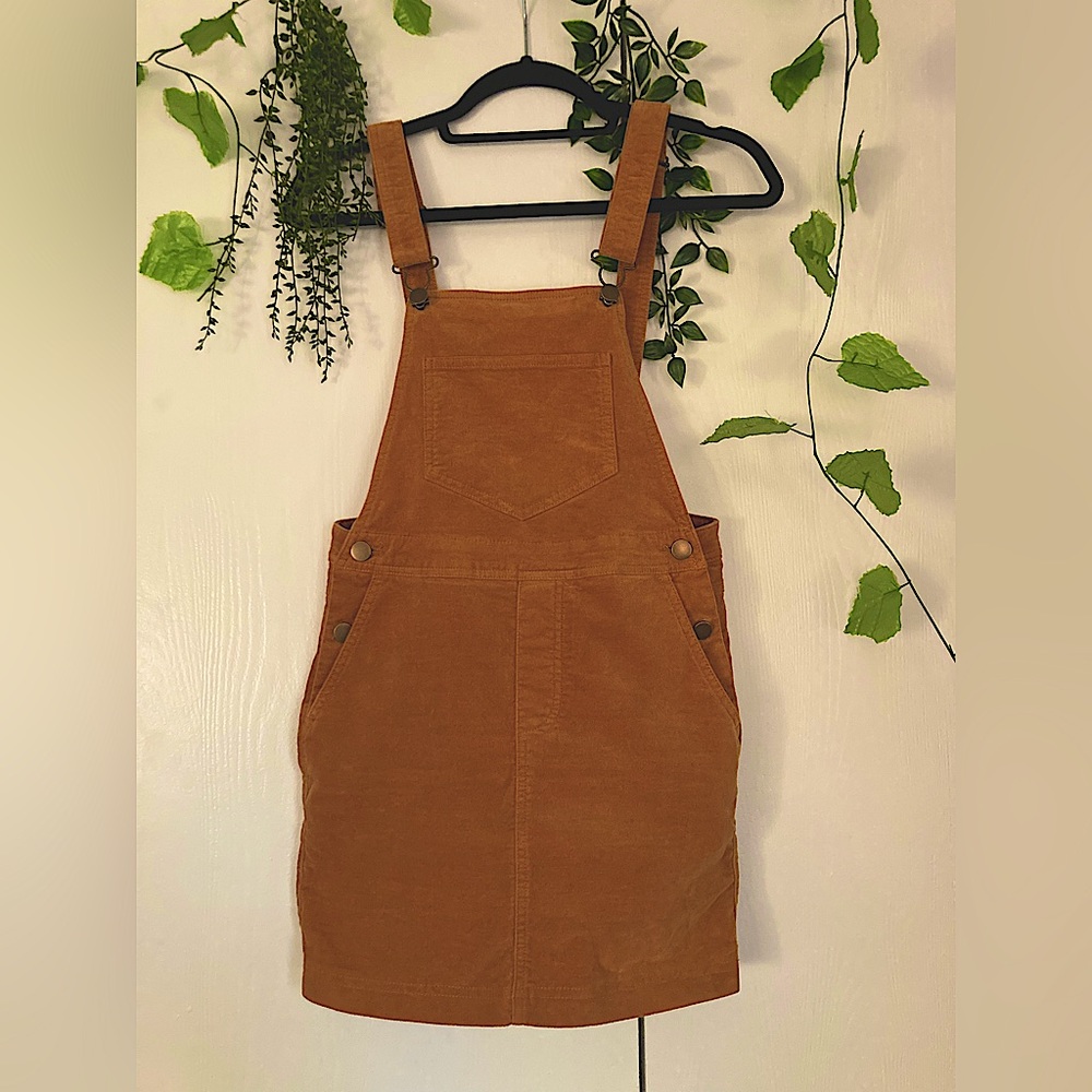 dark yellow overall skirt perfect for fall